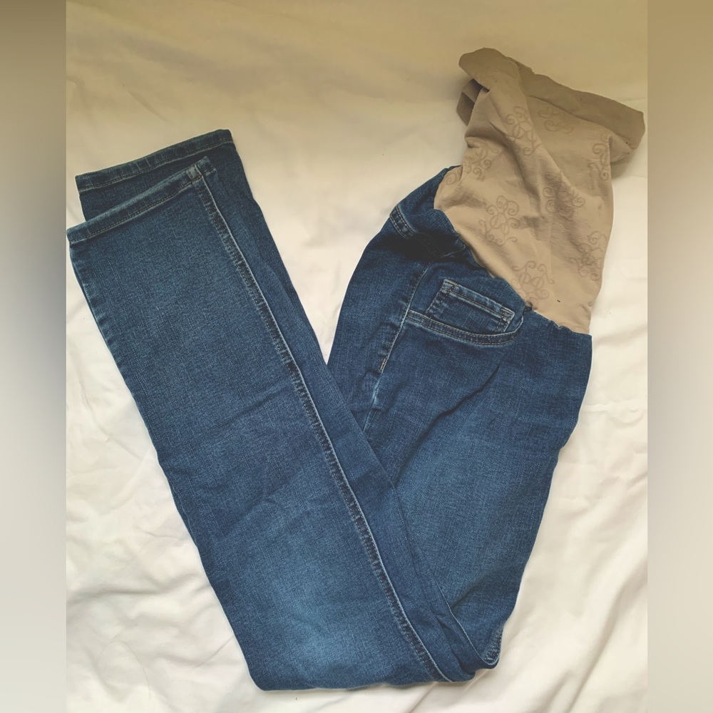 Jessica Simpson medium wash maternity jeans size medium